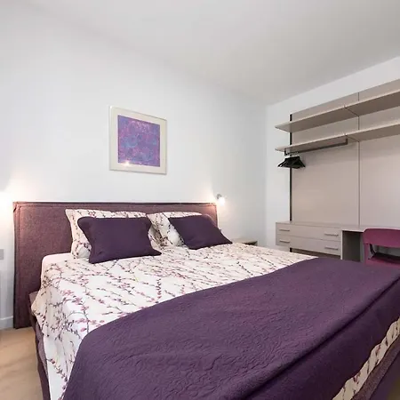 Flora Abrega Holiday home